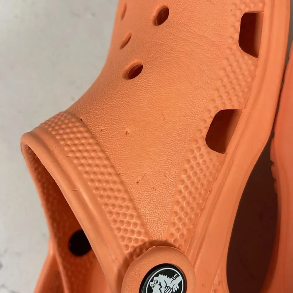 CROCS brand style